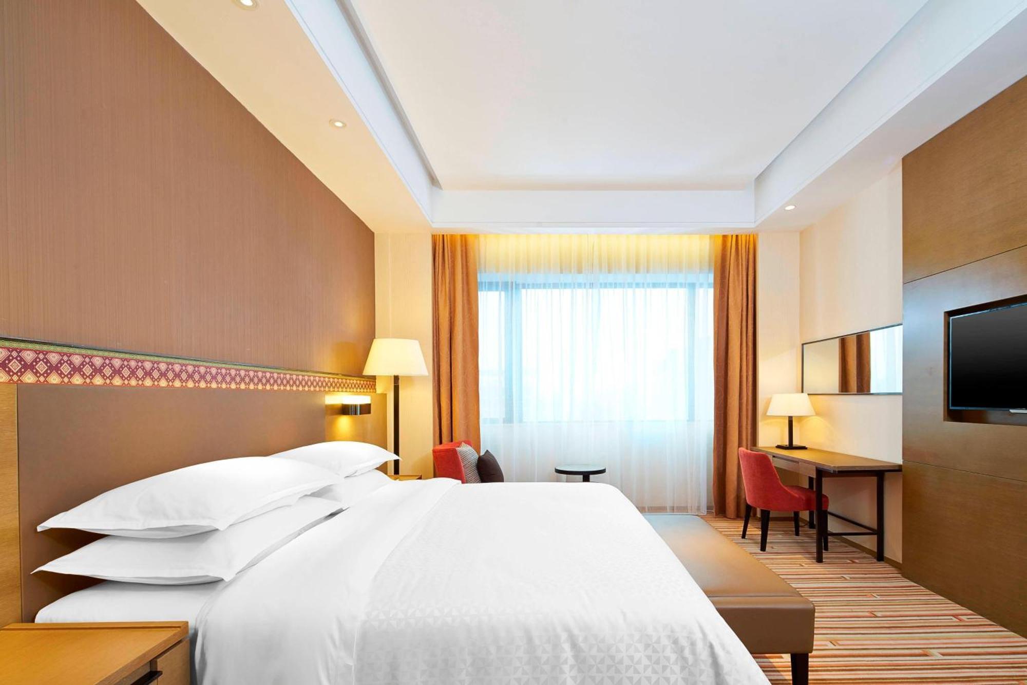 Four Points By Sheraton Guilin Lingui Buitenkant foto