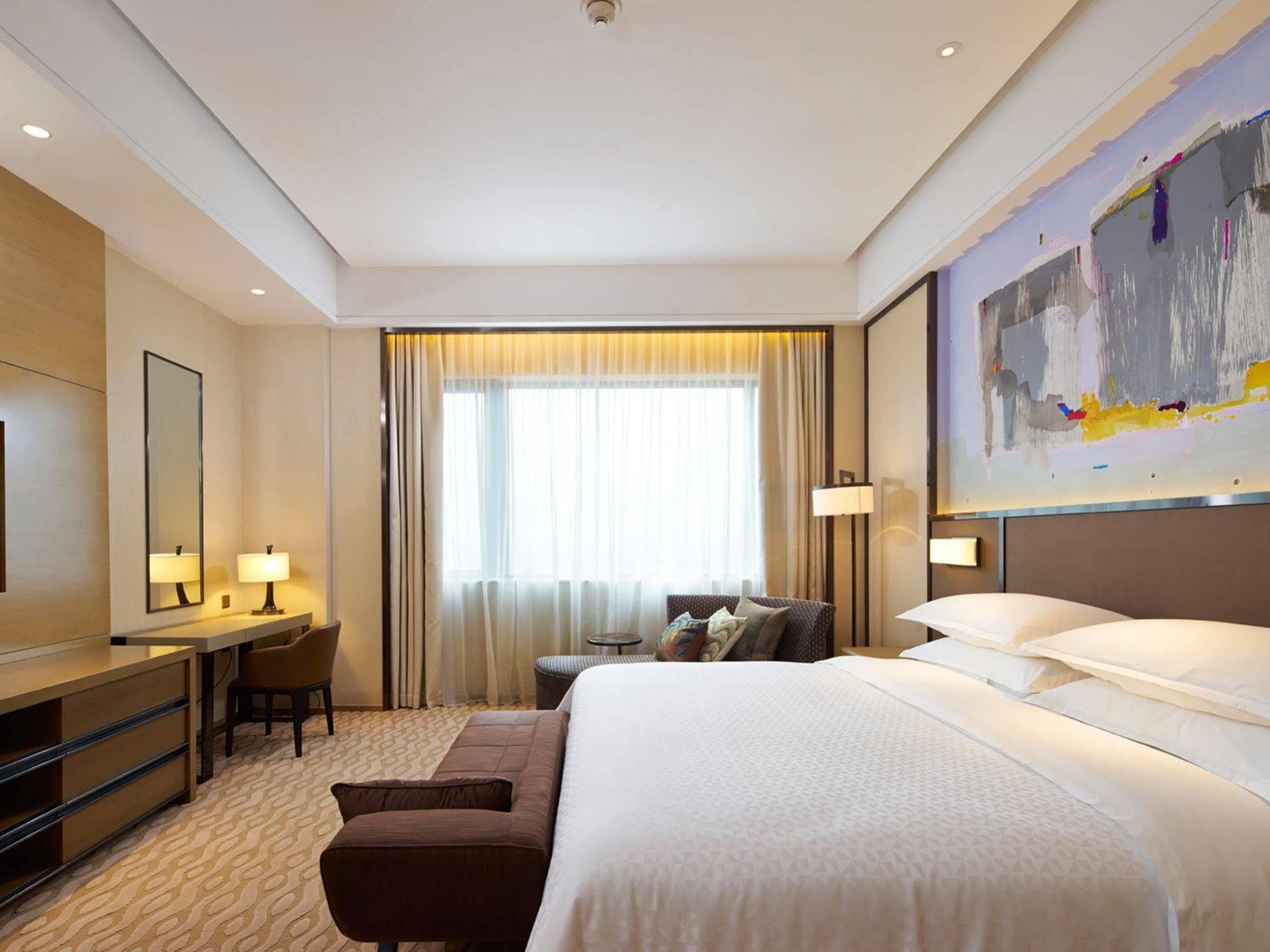 Four Points By Sheraton Guilin Lingui Buitenkant foto